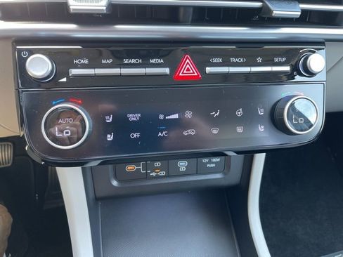 Used 2025 Hyundai Tucson Limited image 26