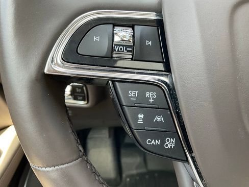 Used 2023 Lincoln Nautilus Reserve w/ Equipment Group 202A AWD/4WD image 12