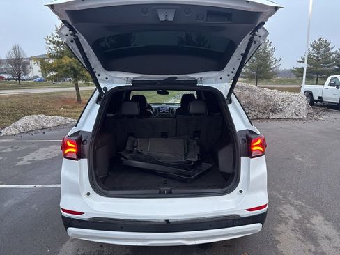 Used 2023 Chevrolet Equinox RS w/ RS Leather Package image 12