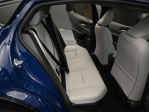 New 2026 Toyota Prius XLE image 15