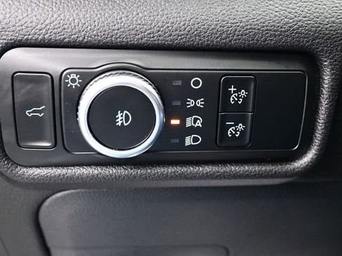 Used 2024 Ford Explorer Limited image 24