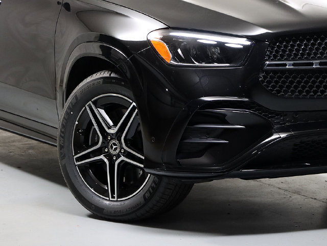 Used 2026 Mercedes-Benz GLE 350 4MATIC image 3
