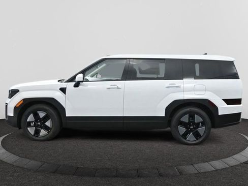 Used 2026 Hyundai Santa Fe SE image 4