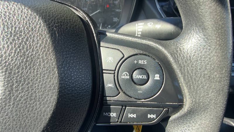Used 2023 Toyota Corolla LE FWD image 21