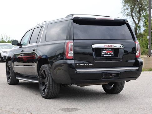 Used 2016 GMC Yukon XL Denali w/ Open Road Package AWD/4WD image 11