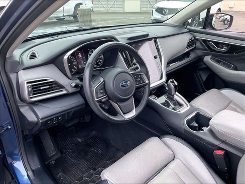 Used 2022 Subaru Outback Limited image 16