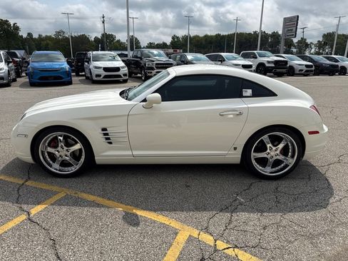 Used 2005 Chrysler Crossfire Limited RWD image 9