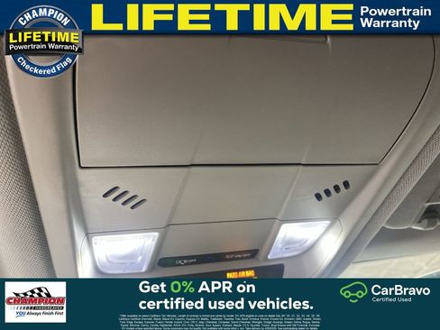 Used 2025 Chevrolet Blazer LT FWD image 19