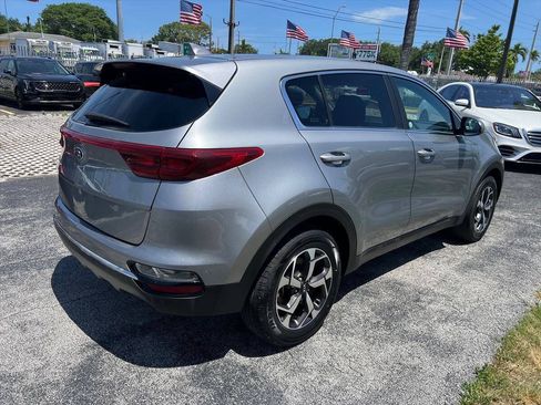 Used 2022 Kia Sportage LX FWD image 5