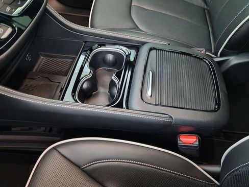 New 2026 Chrysler Pacifica Limited w/ S Appearance Package image 28