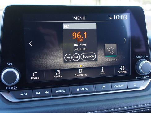 Used 2023 Nissan Rogue SL AWD/4WD image 29