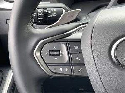 Used 2024 Lexus GX 550 w/ Cold Area Package AWD/4WD image 13
