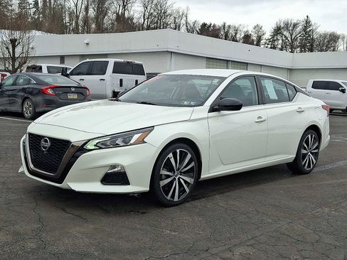 Used 2020 Nissan Altima 2.5 SR image 3