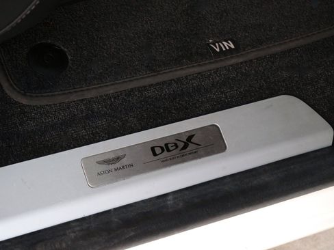 Used 2024 Aston Martin DBX 707 image 24
