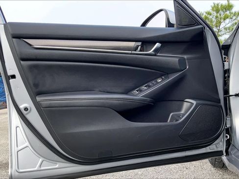 Used 2019 Honda Accord Sport image 20