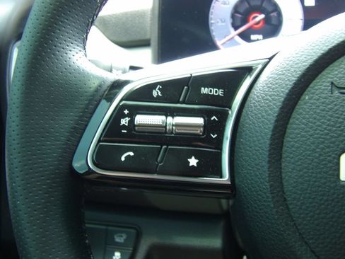 Used 2024 Kia Seltos SX w/ SX Sunroof Package AWD/4WD image 14