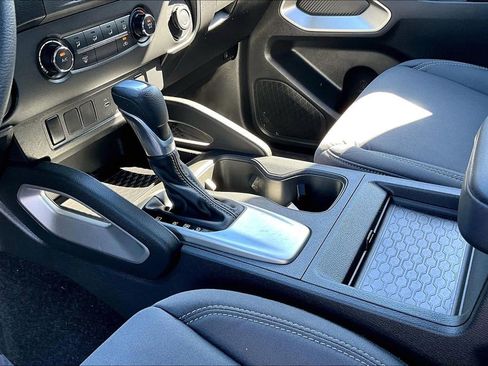 Used 2023 Nissan Frontier SV w/ Tow Package image 18