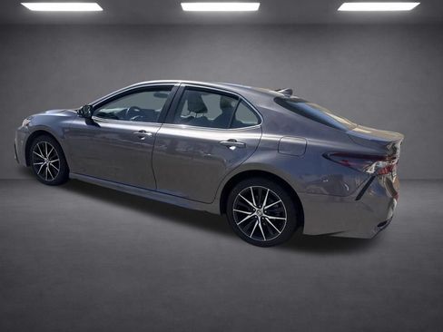 Used 2024 Toyota Camry SE FWD image 30