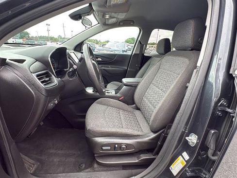 Used 2023 Chevrolet Equinox LT FWD image 13