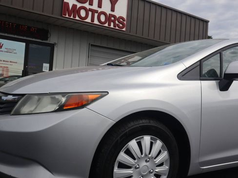 Used 2012 Honda Civic LX image 24
