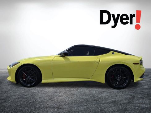 Used 2024 Nissan Z Performance w/ Floor Mat Package RWD image 7