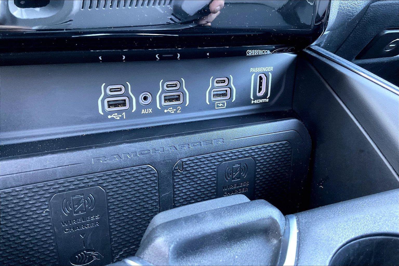 Used 2025 RAM 1500 Laramie w/ Night Edition AWD/4WD image 37