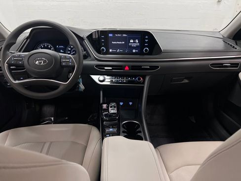 Used 2023 Hyundai Sonata SE image 15