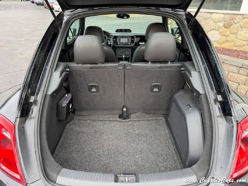 Used 2013 Volkswagen Beetle TDI FWD image 9