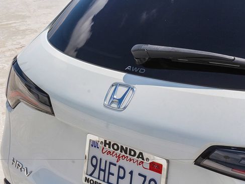 Certified 2024 Honda HR-V Sport image 8