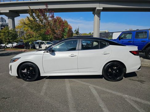 Used 2024 Nissan Sentra SR image 5