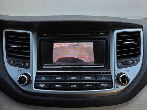 Used 2017 Hyundai Tucson SE image 13