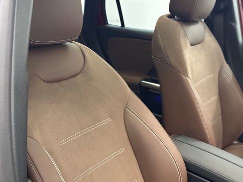 Used 2026 Mercedes-Benz GLA 250 4MATIC image 10