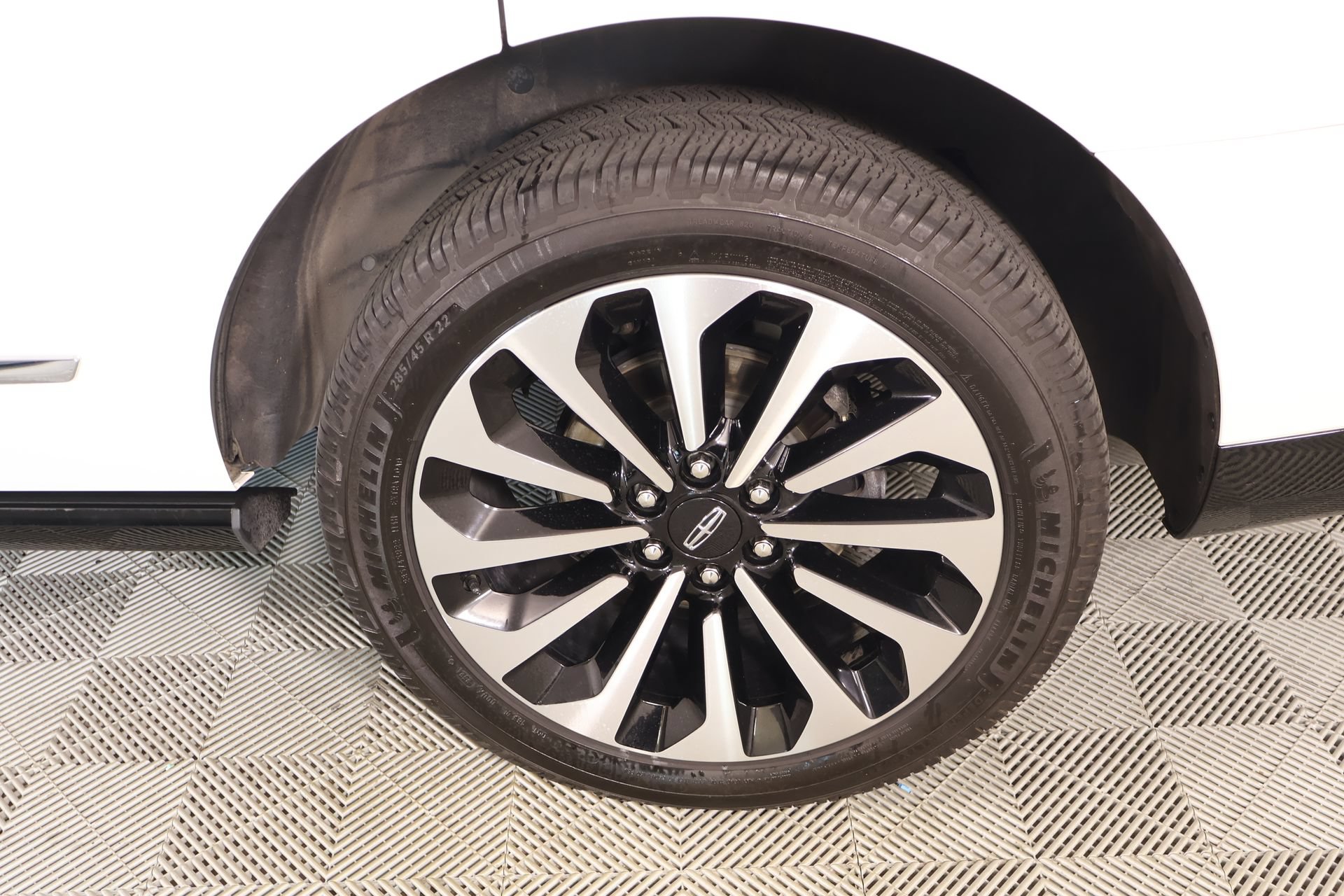 Used 2023 Lincoln Navigator Reserve AWD/4WD image 20
