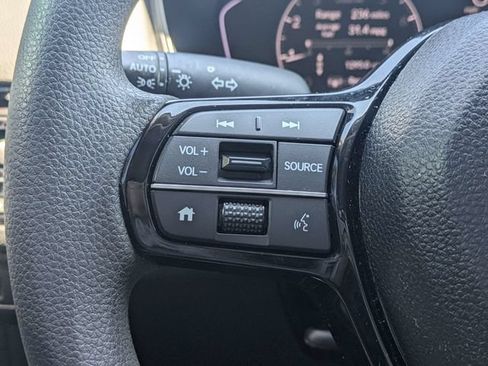 Used 2025 Honda Civic LX image 23