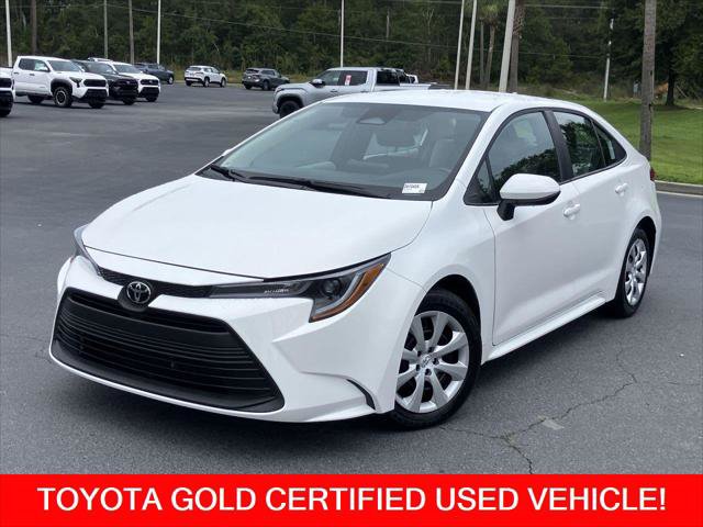 Certified 2025 Toyota Corolla LE w/ Convenience Package FWD image 1