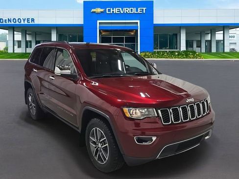 Used 2018 Jeep Grand Cherokee Limited w/ Trailer Tow Group IV image 3