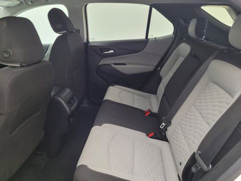 Used 2019 Chevrolet Equinox LS w/ LS Convenience Package FWD image 18
