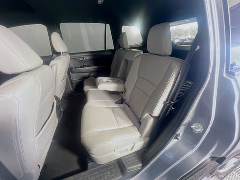 Used 2023 Honda Passport EX-L image 25