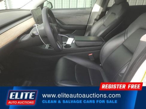 Used 2021 Tesla Model 3 Standard Range Plus image 14