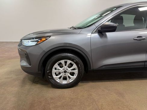 Used 2024 Ford Escape Active image 38