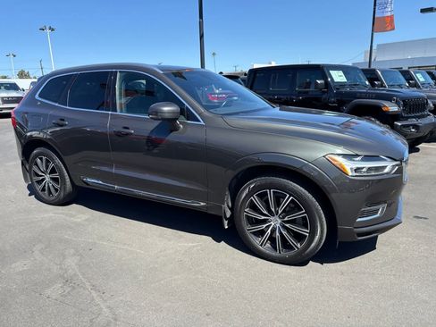 Used 2021 Volvo XC60 T8 Inscription AWD/4WD image 13