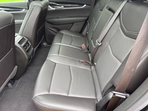 Used 2025 Cadillac XT5 Premium Luxury image 26