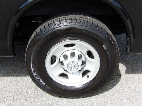 Used 2019 Chevrolet Express 3500 LS image 53