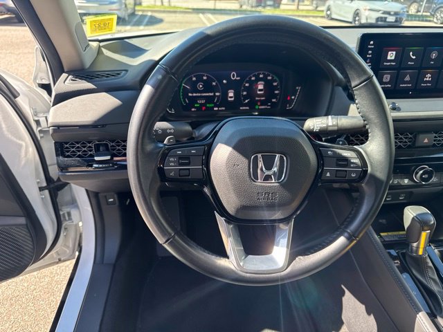 Used 2023 Honda Accord Touring image 14