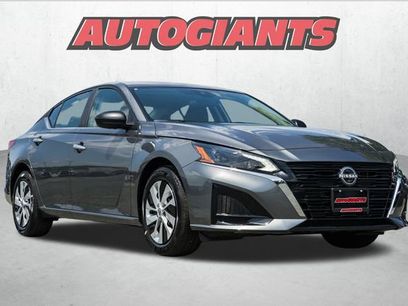 New 2025 Nissan Altima 2.5 S