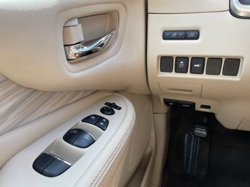 Used 2016 Nissan Murano SL w/ SL Technology Package AWD/4WD image 25