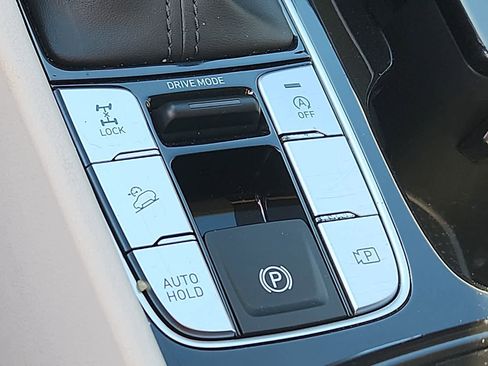 Used 2024 Hyundai Tucson SEL image 25