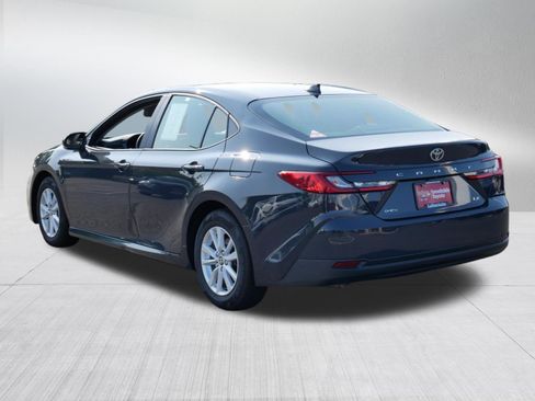 Certified 2025 Toyota Camry LE FWD image 5