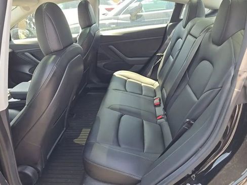 Used 2021 Tesla Model 3 Standard Range Plus RWD image 4