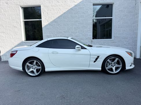 Used 2015 Mercedes-Benz SL 550 image 45